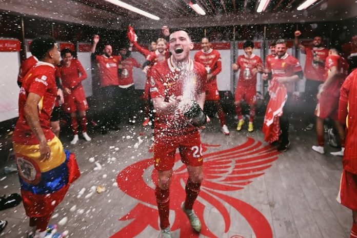 Skuad liverpool selebrasi gelar juara