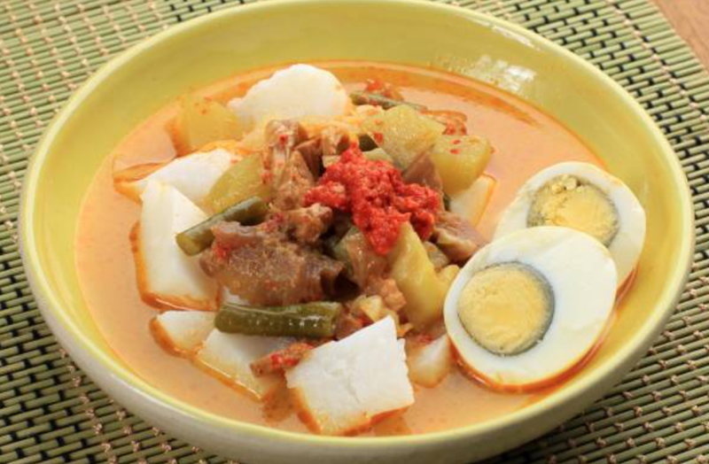 Lontong medan