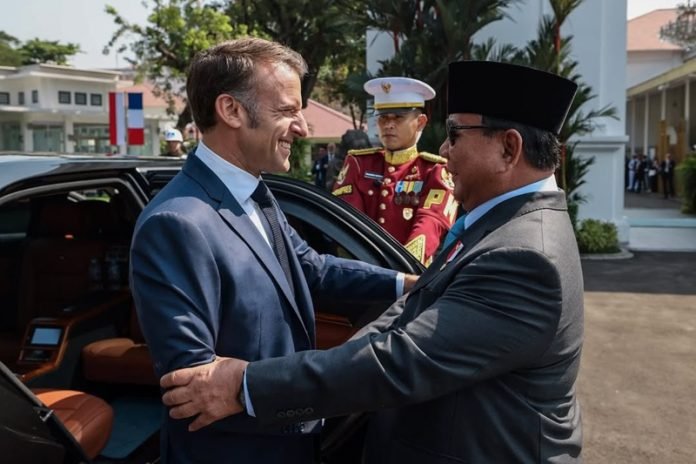 Macron dan Prabowo Macron dan Prabowo