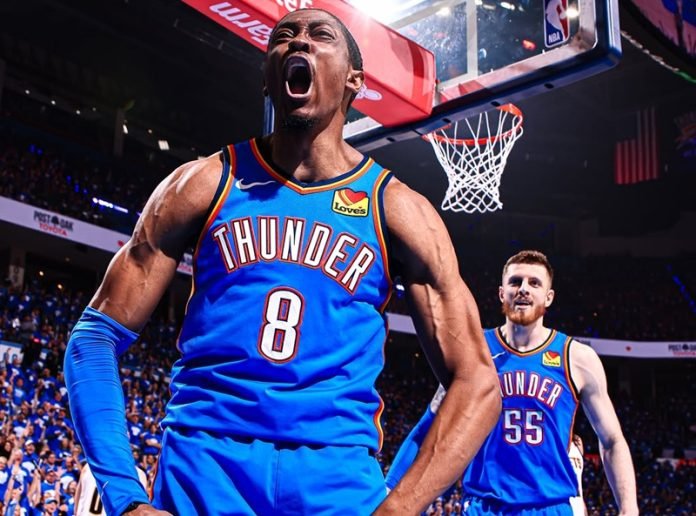 Skuad Oklahoma City Thunder selebrasi
