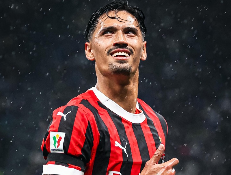 Tijjani Reijnders bersama AC Milan