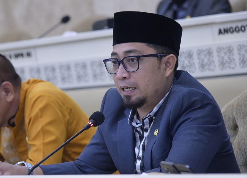Anggota Komisi II DPR RI Muhammad Khozin - Holopis