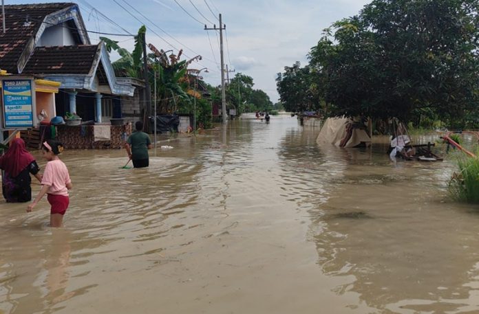 Banjir di Gresik Banjir di Gresik
