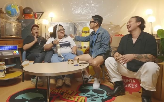 Desta dan Gustiwiw di Youtube Vindes