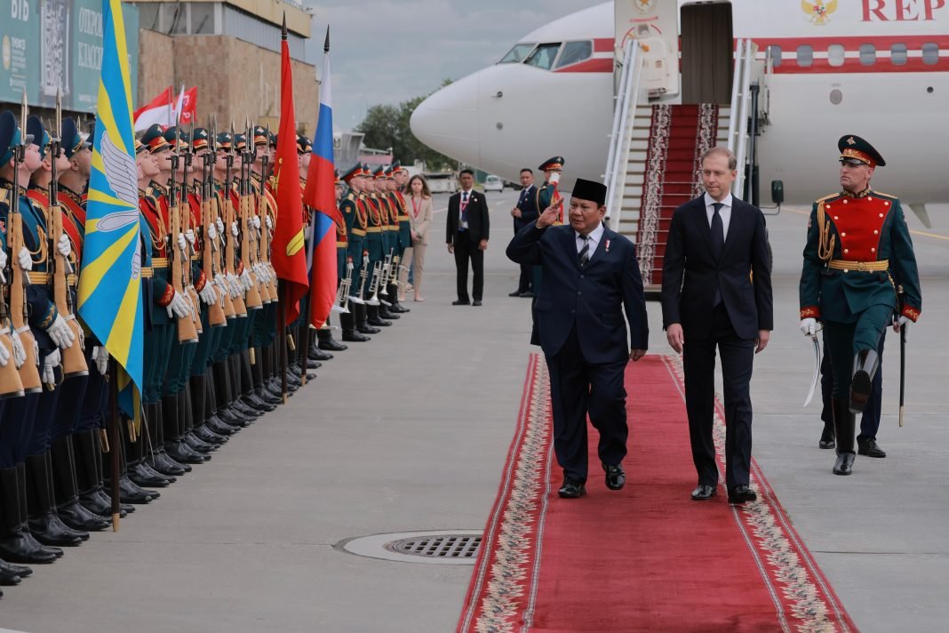 Prabowo Tiba di Rusia (6) Prabowo Tiba di Rusia (6)