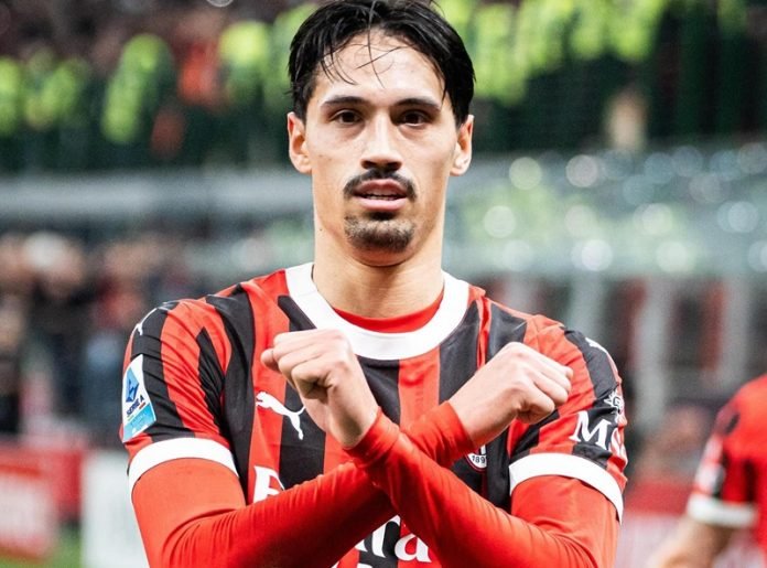 Tijjani Reijnders bersama AC Milan