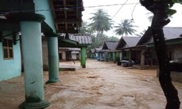 Banjir di Tanggamus