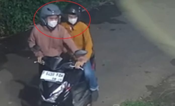 CCTV Pencurian Motor di Sawangan Depok