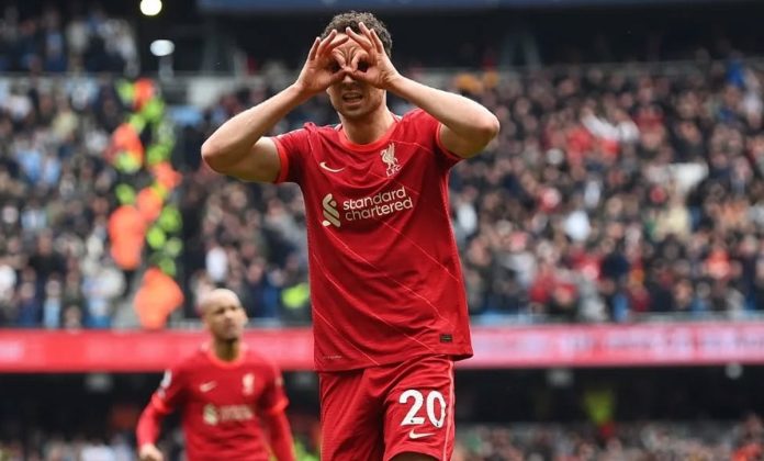Diogo Jota saat selebrasi gol
