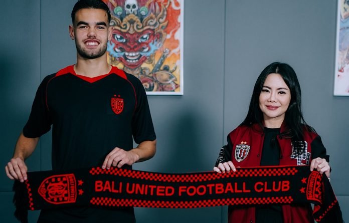 Jens Raven Join Bali United