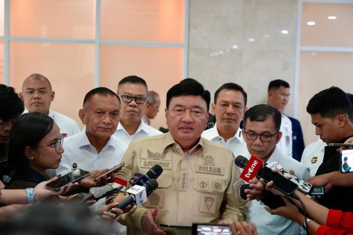Menko Polkam Budi Gunawan - Holopis