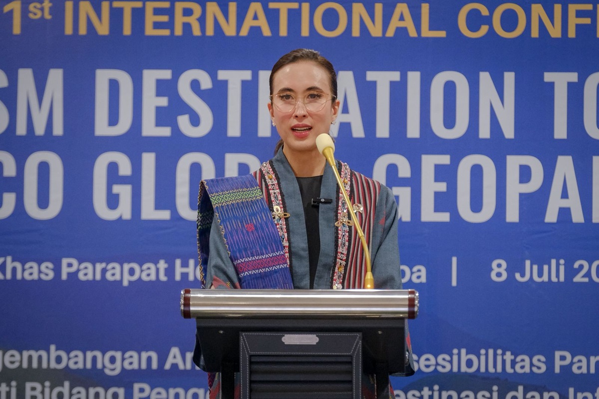 Menpar Widiyanti Putri Wardhana