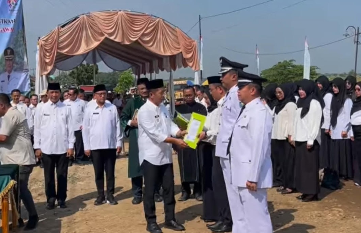 Pelantikan ASN di Karawang