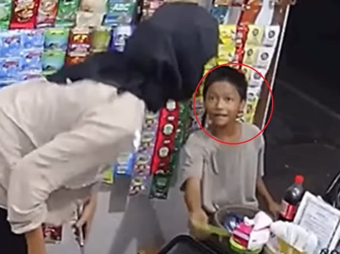 Percobaan pencurian oleh seorang bocil di Warakas