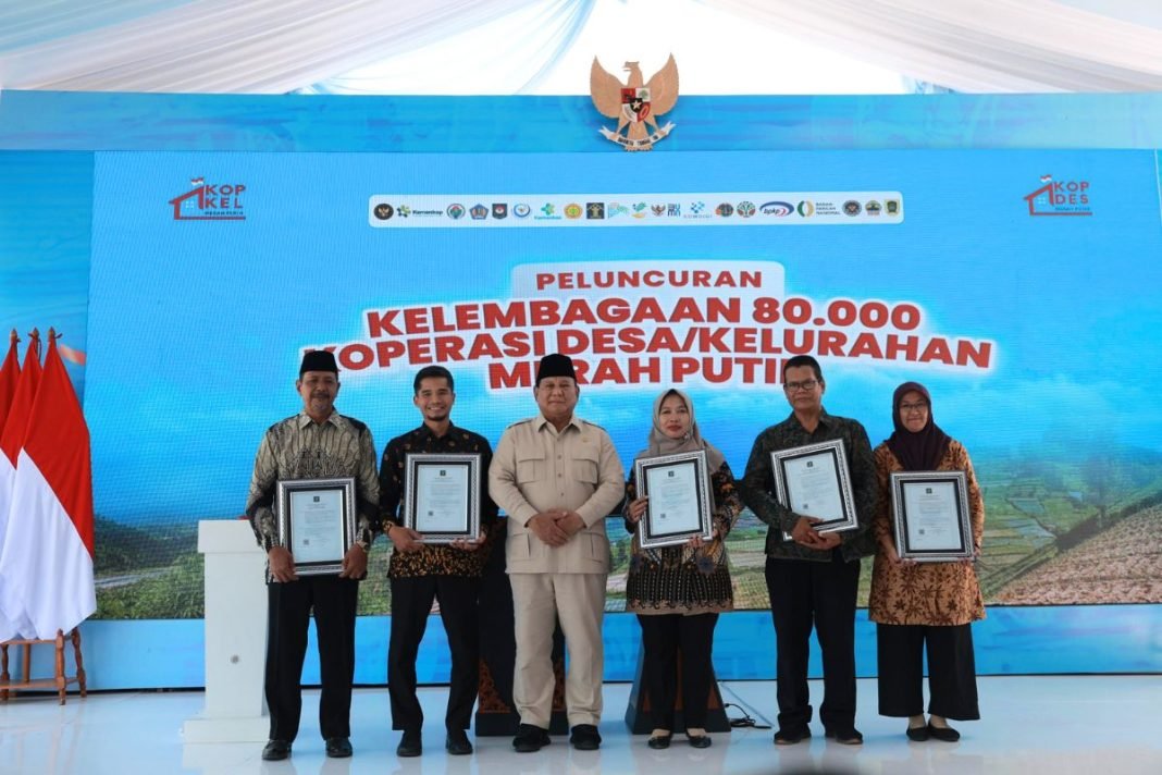 Prabowo Luncurkan Koperasi Desa Merah Putih (1) Prabowo Luncurkan Koperasi Desa Merah Putih (1)