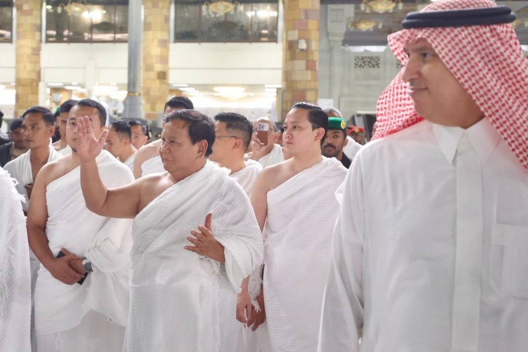 Prabowo Umroh - Holopis (1)