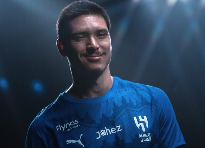 Darwin Nunez berseragam Al Hilal