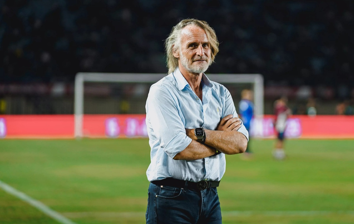 Jan Olde Riekerink, pelatih Dewa United