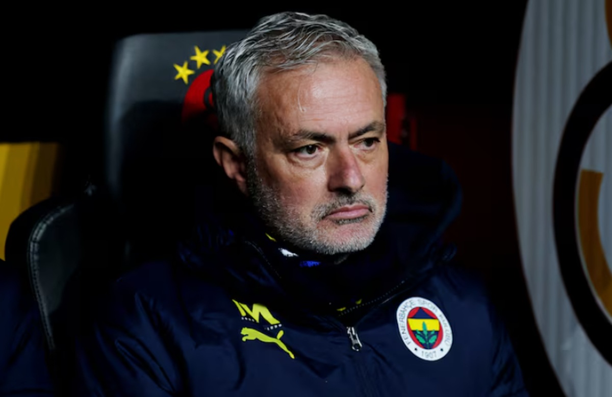 Jose Mourinho saat melatih Fenerbahce
