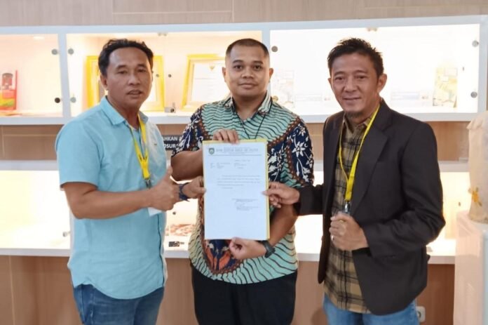 Ketua Umum Gerakan Nasional Cinta Rakyat (GENCAR) Indonesia, Charma Afrianto
