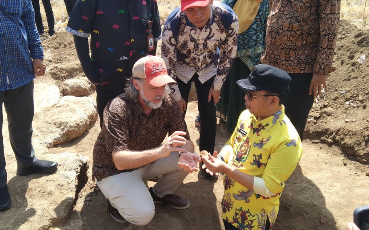 Penemuan artefak di Sopeng