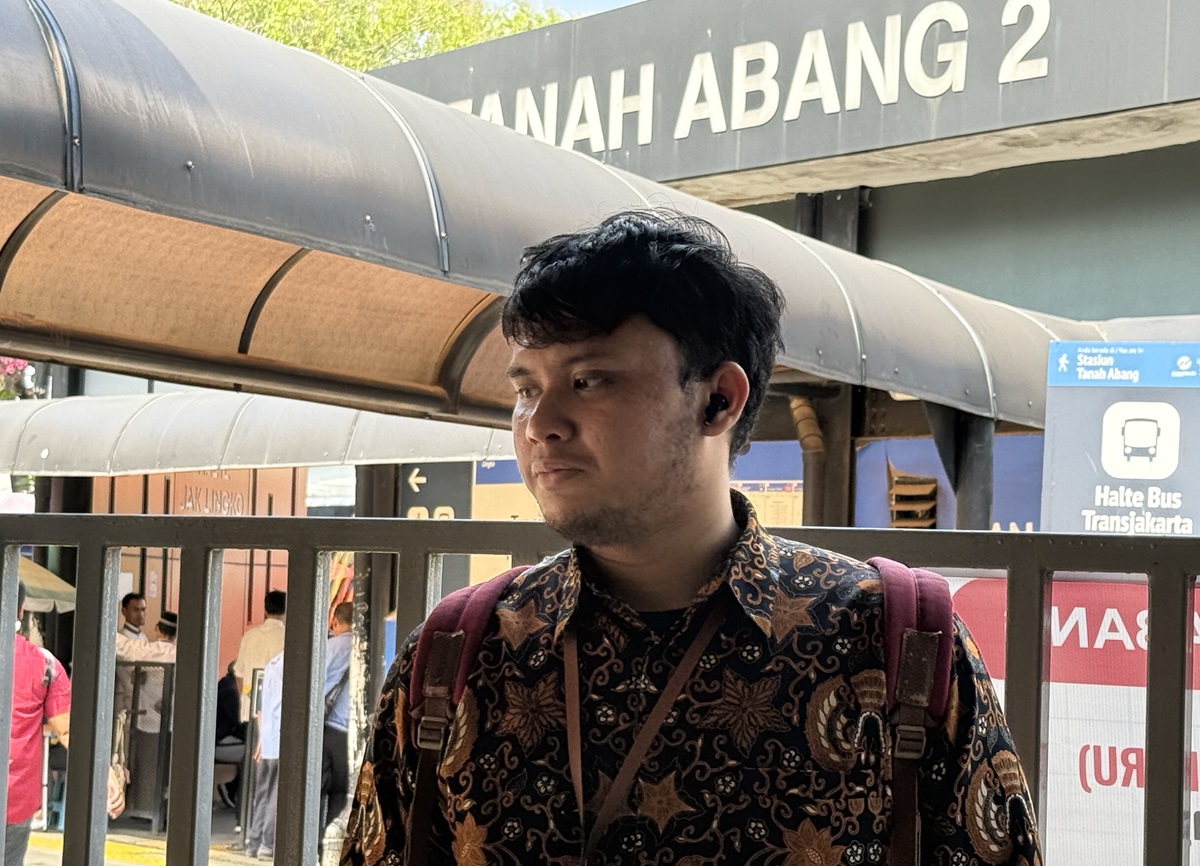 Penumpang MRT Jakarta
