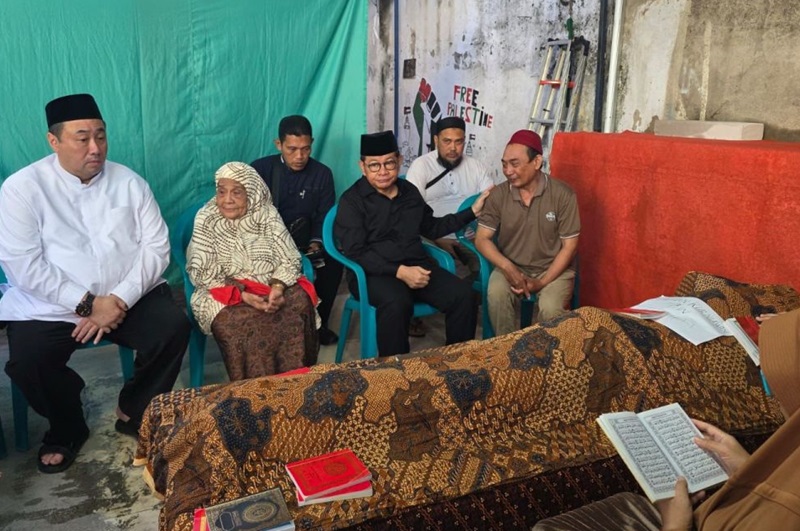 Pramono Anung Takziyah ke Affan Kurniawan