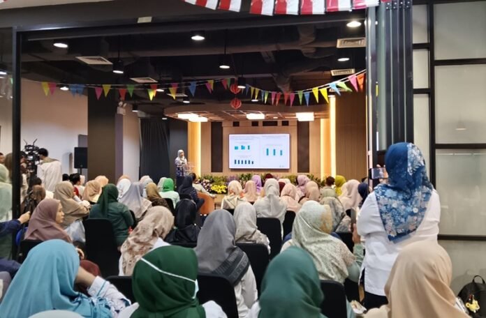 Seminar di Dompet Dhuafa