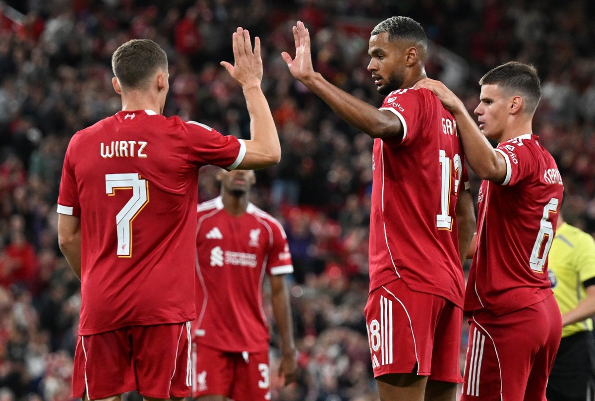 Skuad Liverpool saat selebrasi gol