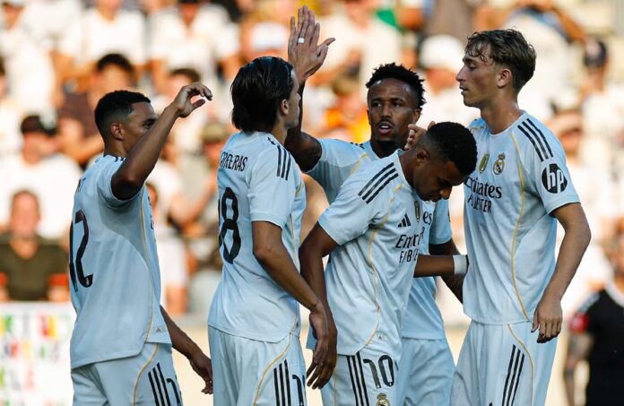 Skuad Real Madrid saat selebrasi gol