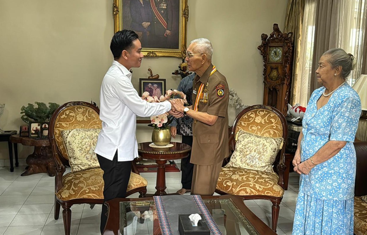 Wapres Gibran bersama Try Sutrisno