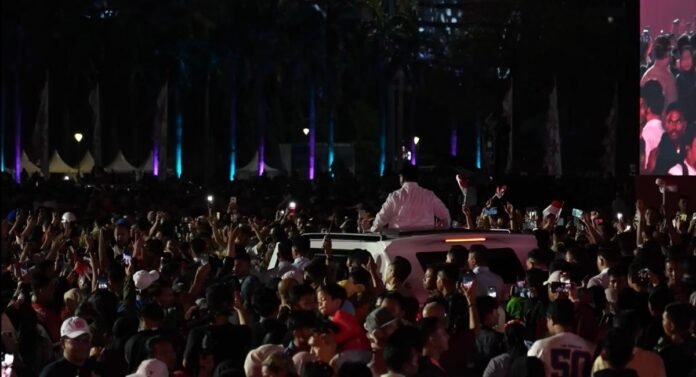 Warga di Acara Karnaval Warga di Acara Karnaval