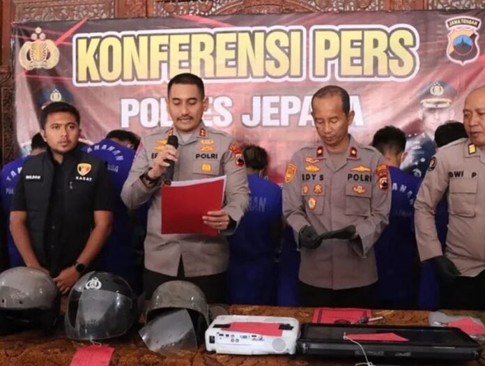 Kapolres Jepara Erick Budi Santoso