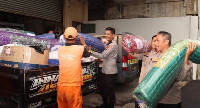 bantuan korban kebakaran di senen holopis