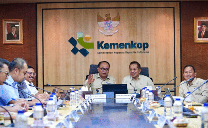 budi arie setiadi dan ferry juliantono
