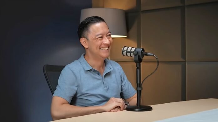 Mantan Menteri Perdagangan RI Thomas Trikasih Lembong alias Tom Lembong dalam podcast YouTube