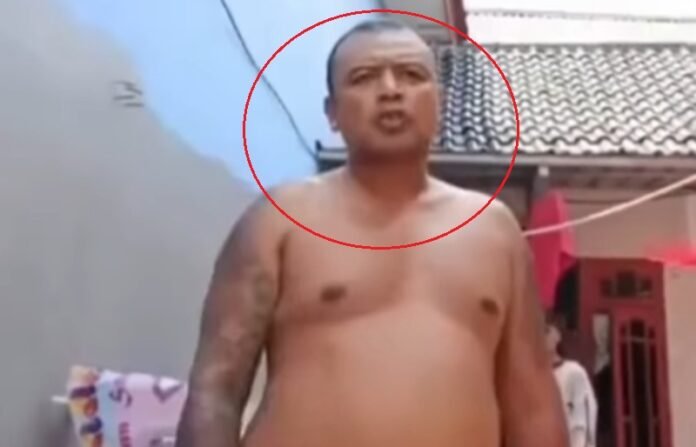 wajah pelaku penganiayaan terhadap kurir di bekasi