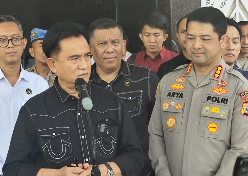 yusril ihaz mahendra di polrestabes makassar