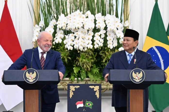Presiden Republik Indonesia Prabowo Subianto melakukan pertemuan bilateral dengan Presiden Republik Federasi Brasil Luiz Inácio Lula da Silva di Istana Merdeka Jakarta