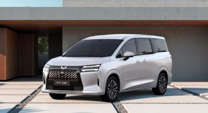 Wuling Xingguang (Starlight) 730