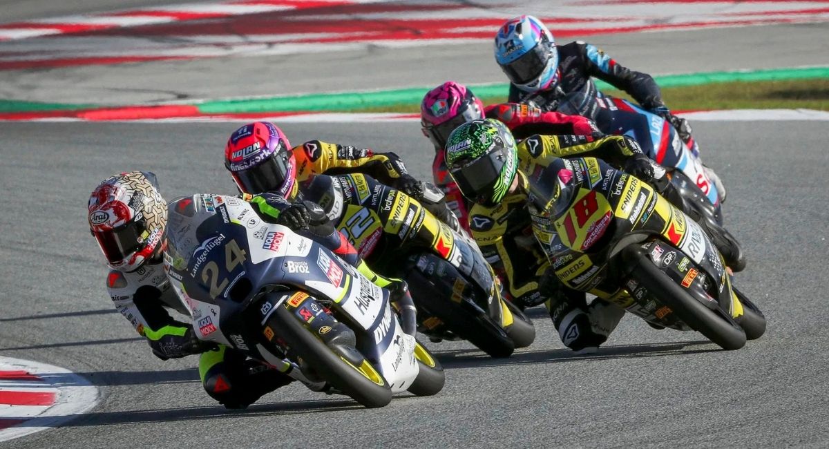 balap motor moto3