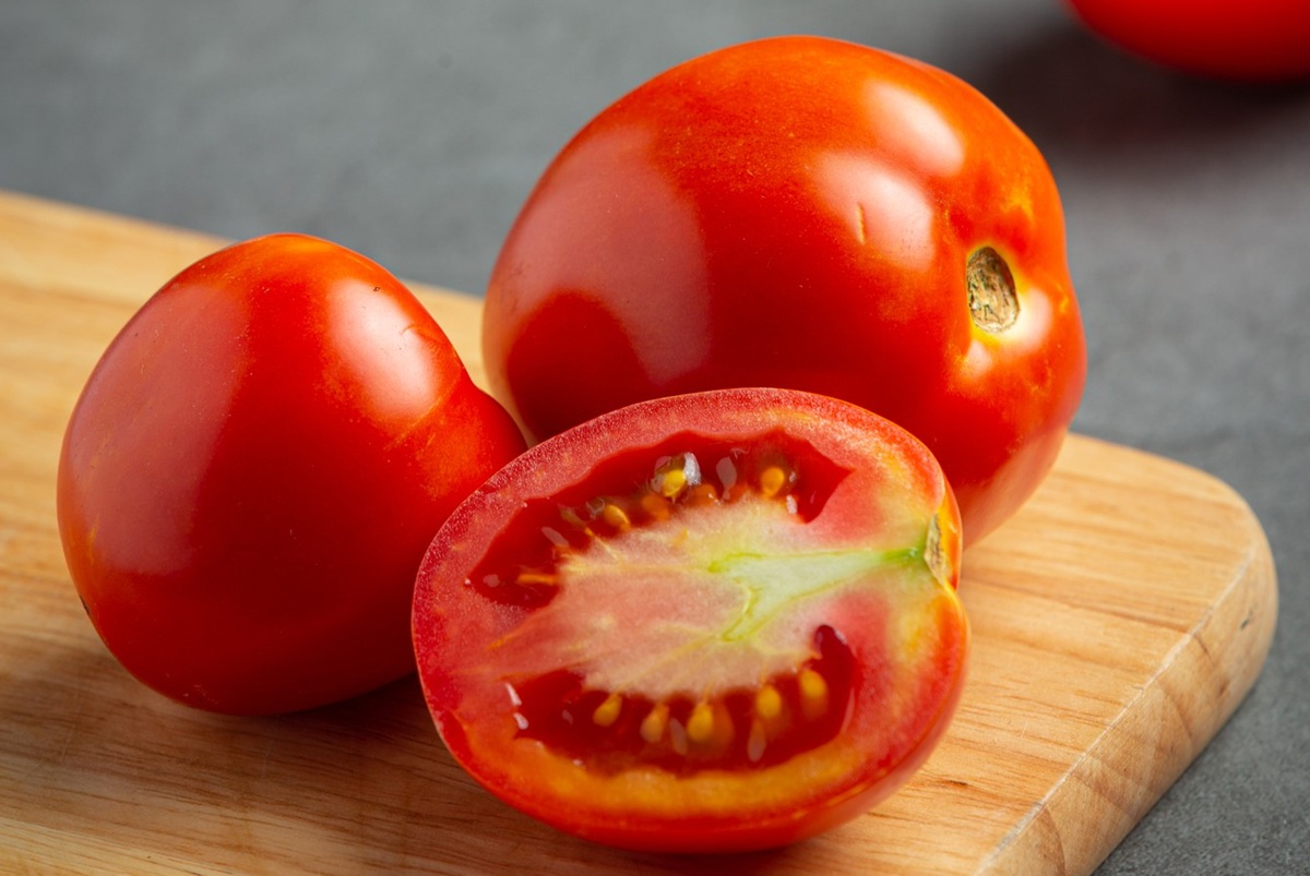 buah tomat yang baik untuk kesehatan