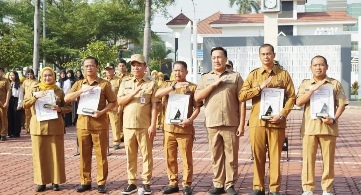 bupati karawang 2