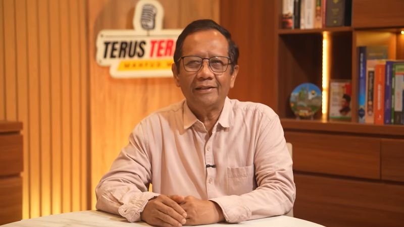 Mahfud MD dalam podcast Terus Terang Mahfud MD