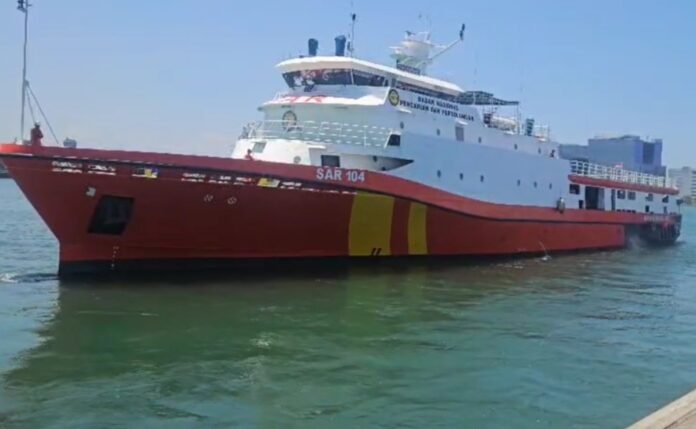 kapal basarnas makassar