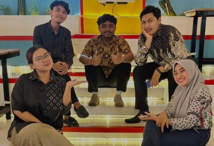 Kostum batik