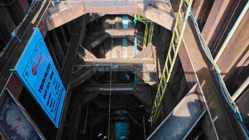 Pramono Tinjau Proyek Raksasa JSDP Pluit Sedalam 30 Meter, Siap Layani 1 Juta Warga Jakarta Proyek pembangunan Jakarta Sewerage Development Project (JSDP) Zona 1 Pluit._HOLOPIS