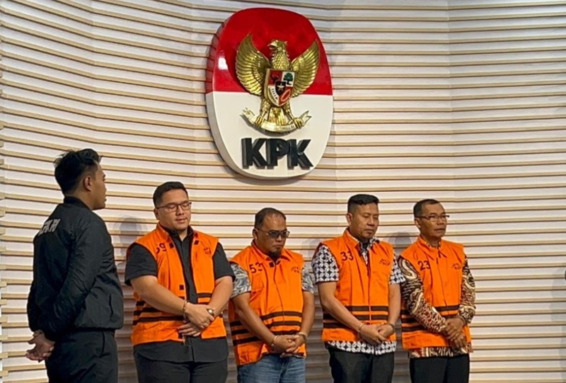 tersangka korupsi dana hibah pokmas di jawa timur