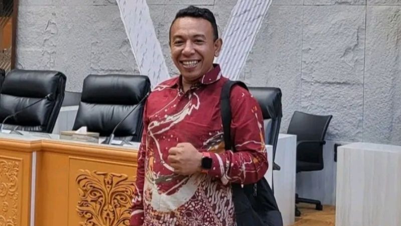 Anggota DPRD Manggarai Timur - Holopis