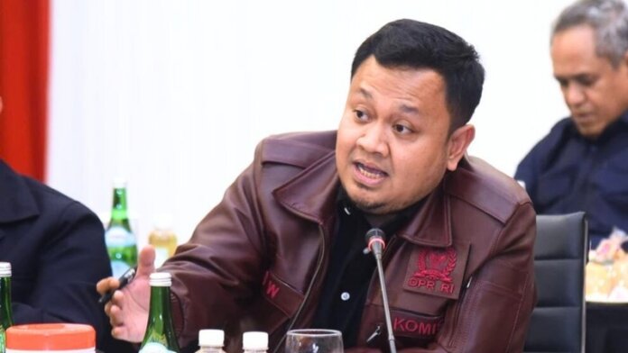 Anggota Komisi III DPR RI_1 - Holopis